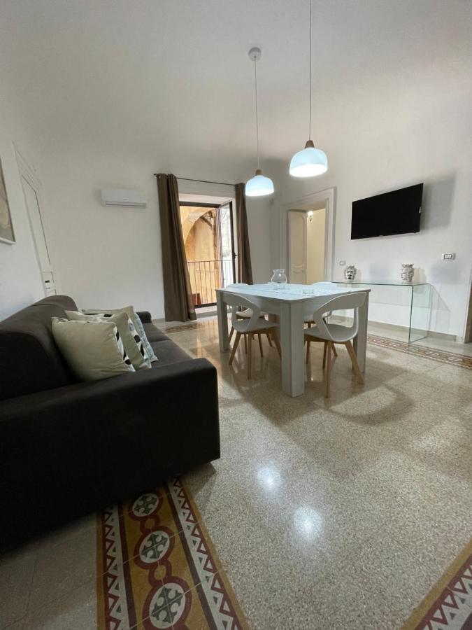 Dimora Sant Agostino Luxury Maximum Theater Apartamento Palermo Exterior foto