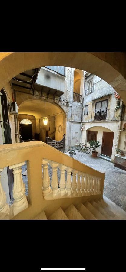 Dimora Sant Agostino Luxury Maximum Theater Apartamento Palermo Exterior foto